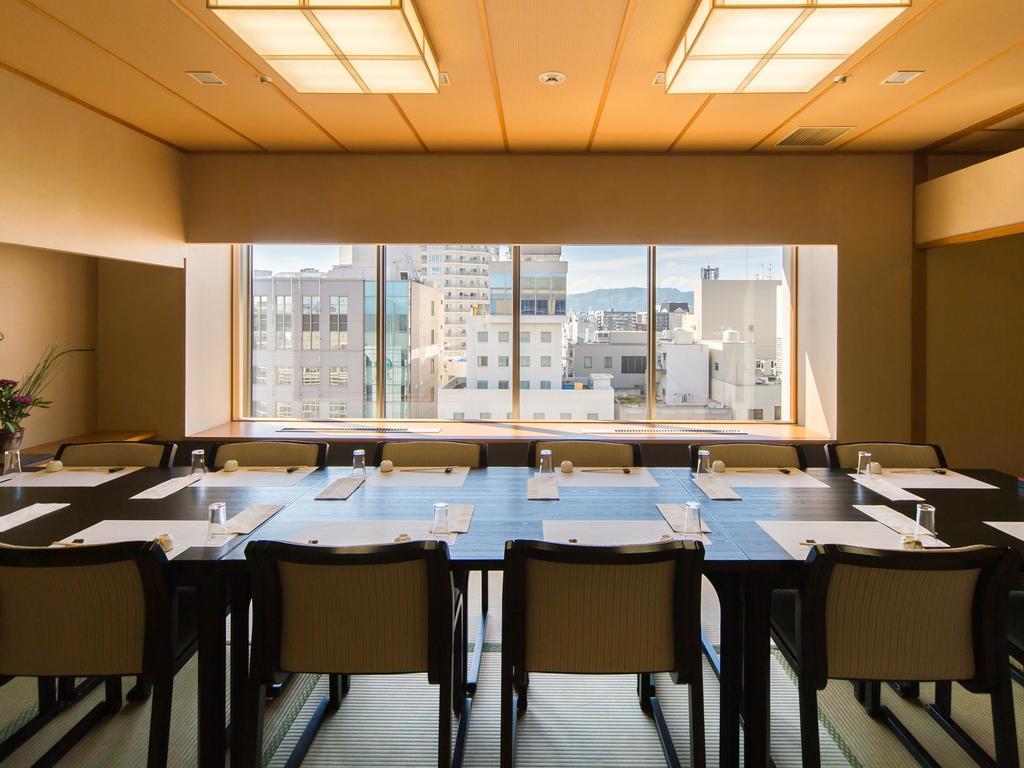 Hotel Century21 Hiroshima Buitenkant foto