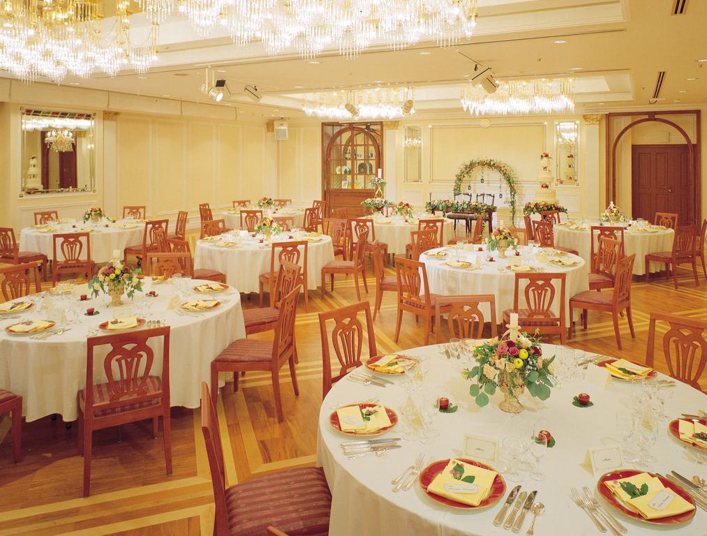 Hotel Century21 Hiroshima Buitenkant foto